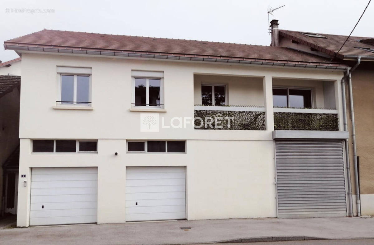 Maison à SALINS-LES-BAINS
