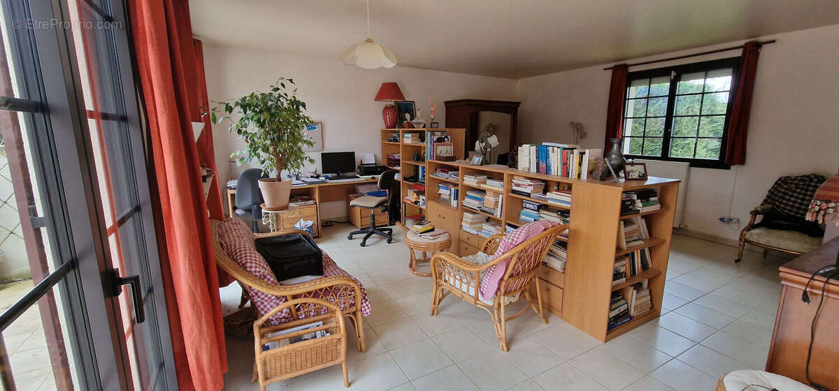 Maison à LUMIGNY-NESLES-ORMEAUX