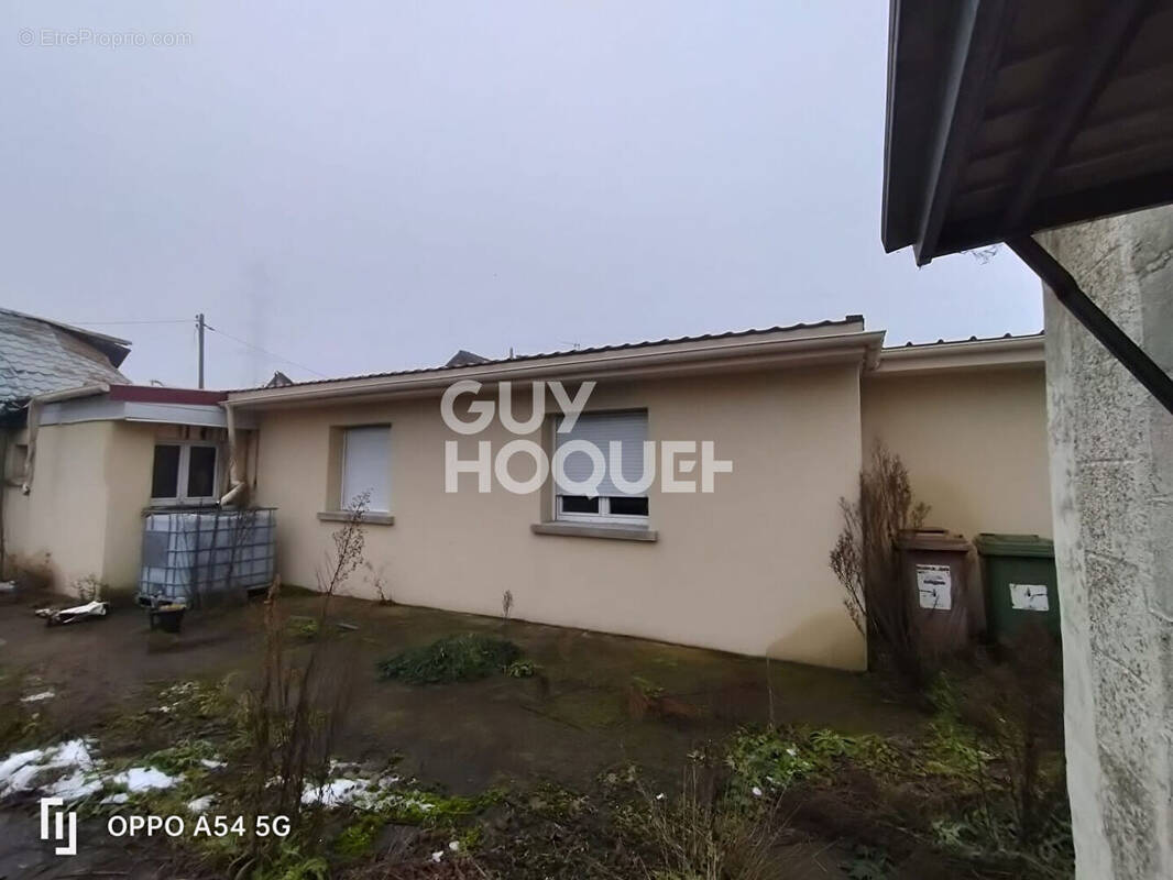 Maison à AUBY