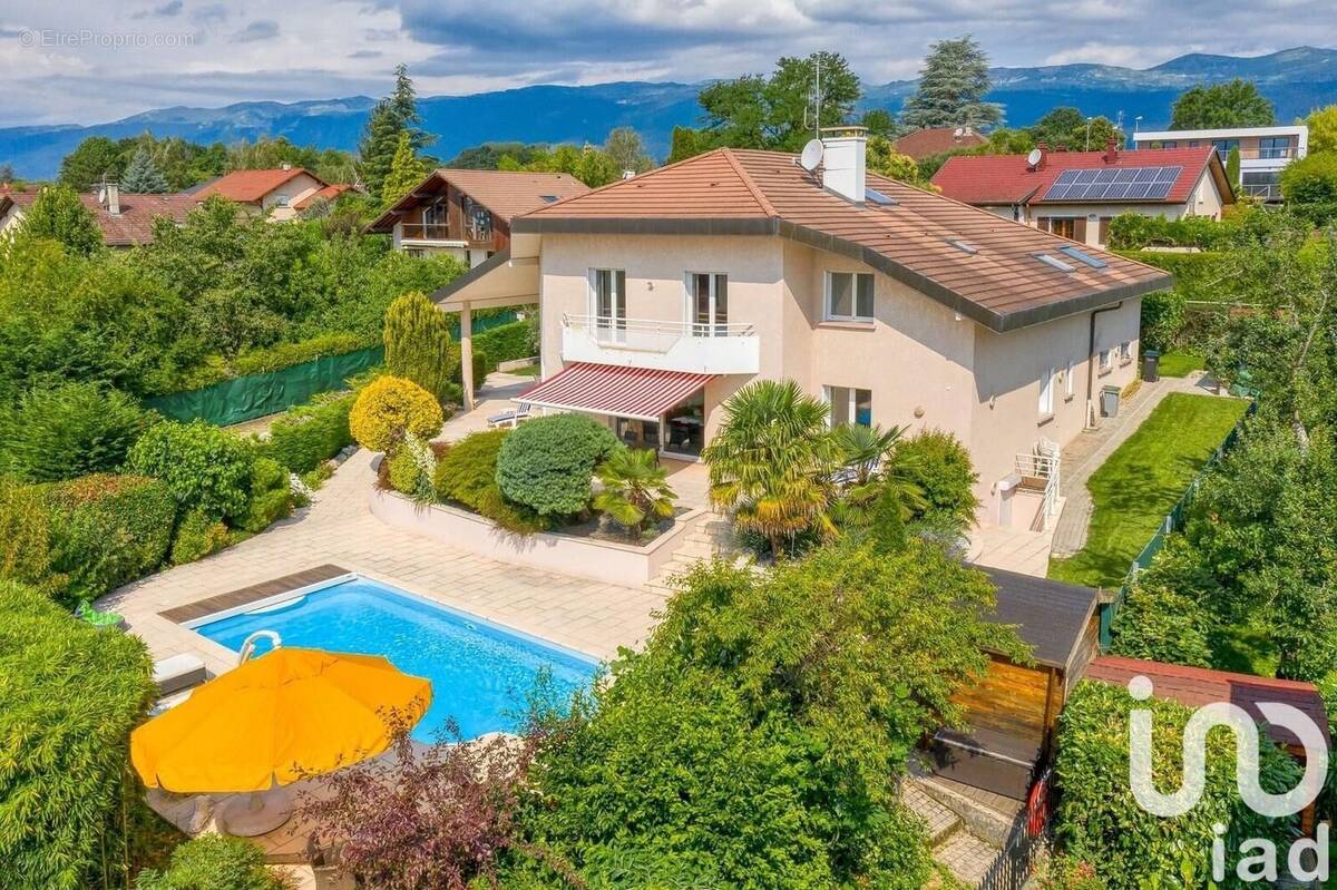 Photo 1 - Maison à PREVESSIN-MOENS