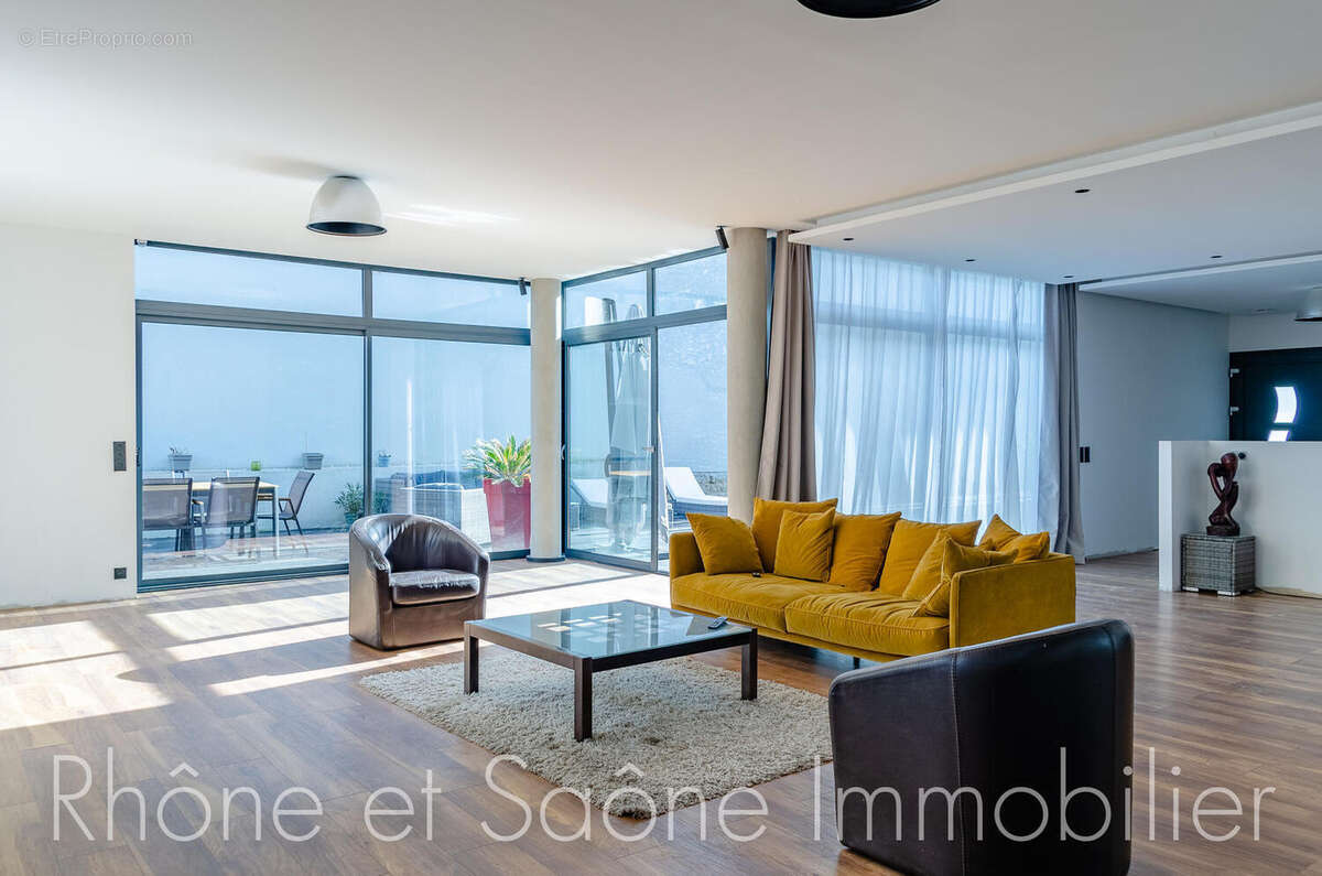 Photo 5 - Maison à FAREINS