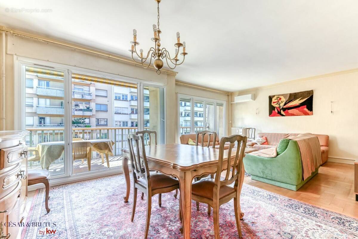 Appartement à LYON-6E