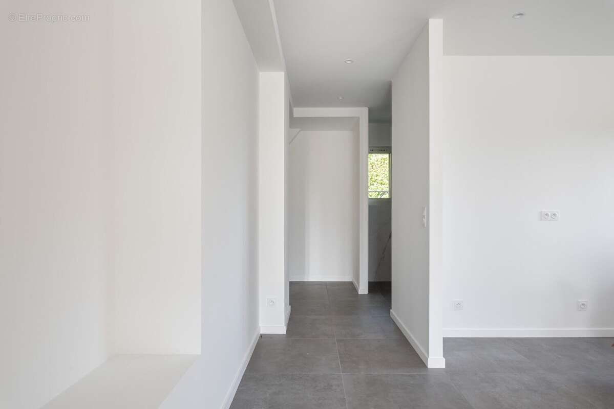 Appartement à CORENC