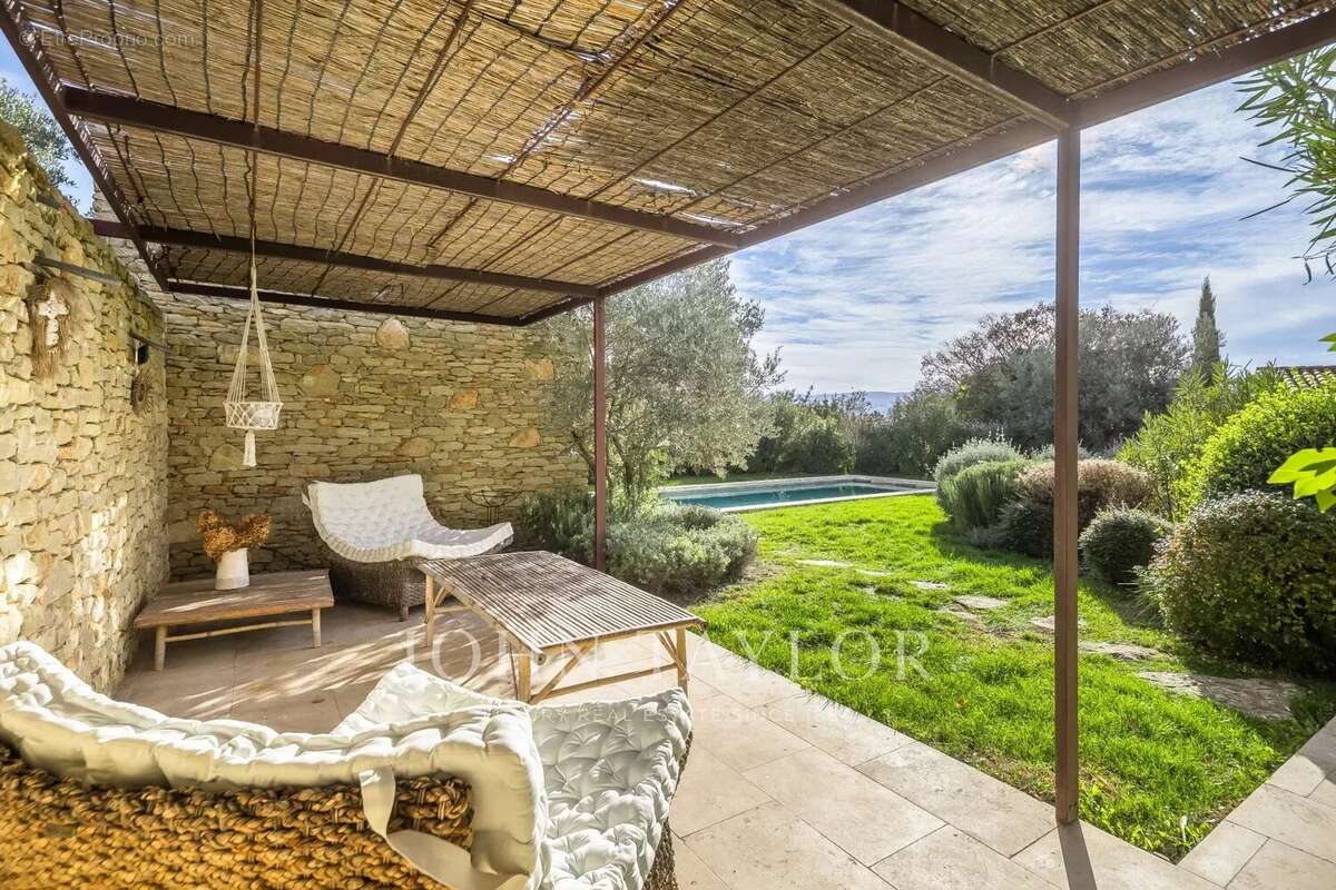 Maison à CABRIERES-D&#039;AVIGNON