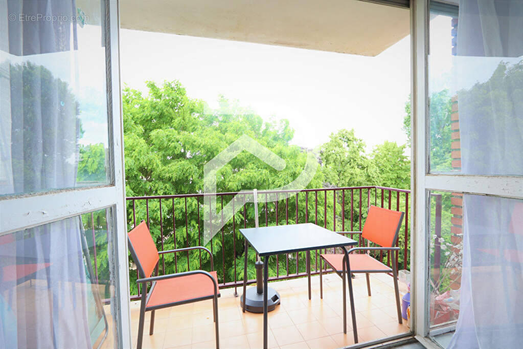 Appartement à ENGHIEN-LES-BAINS