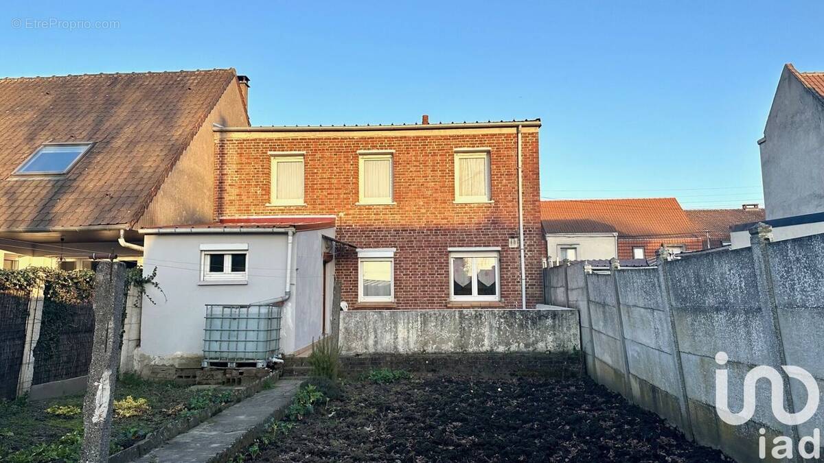 Photo 1 - Maison à COURRIERES
