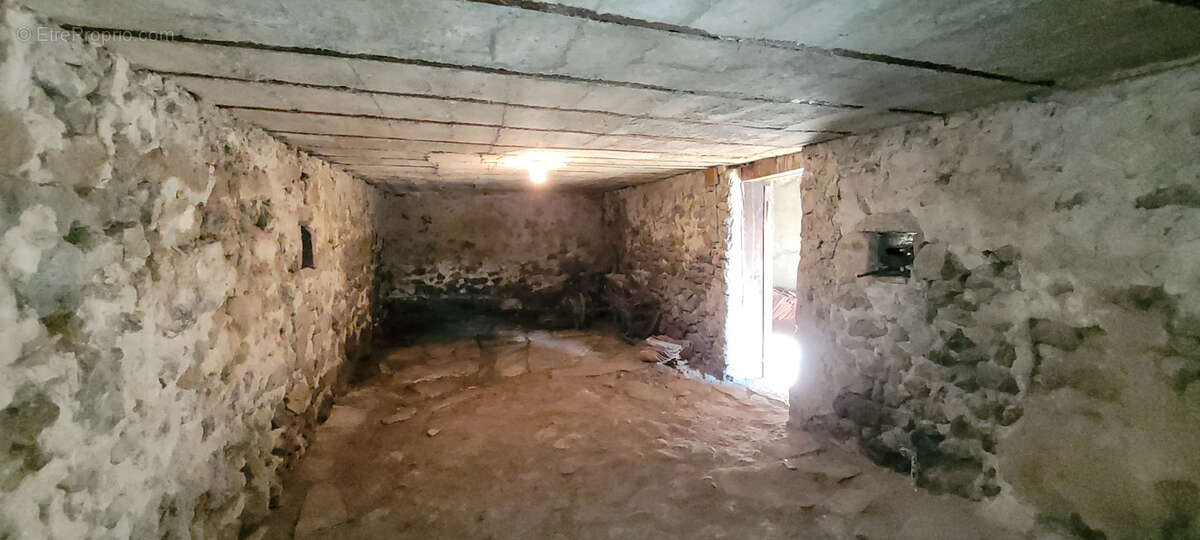 Maison à SAYAT