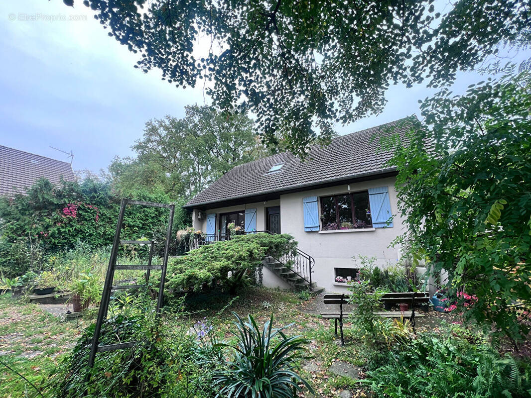 Maison à LAMORLAYE