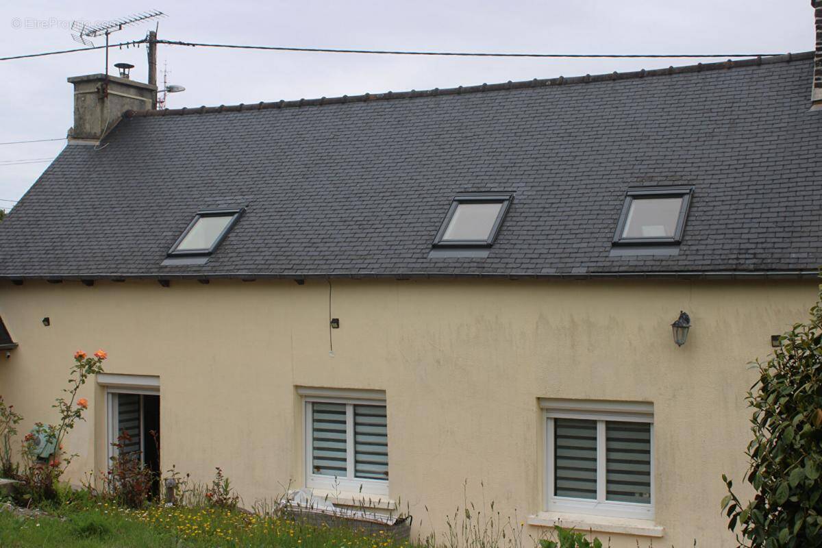 Maison à QUINTIN