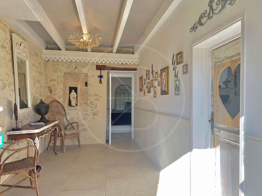 Maison à GENSAC