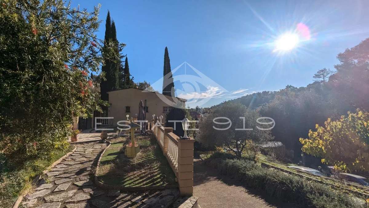 Maison à BIOT