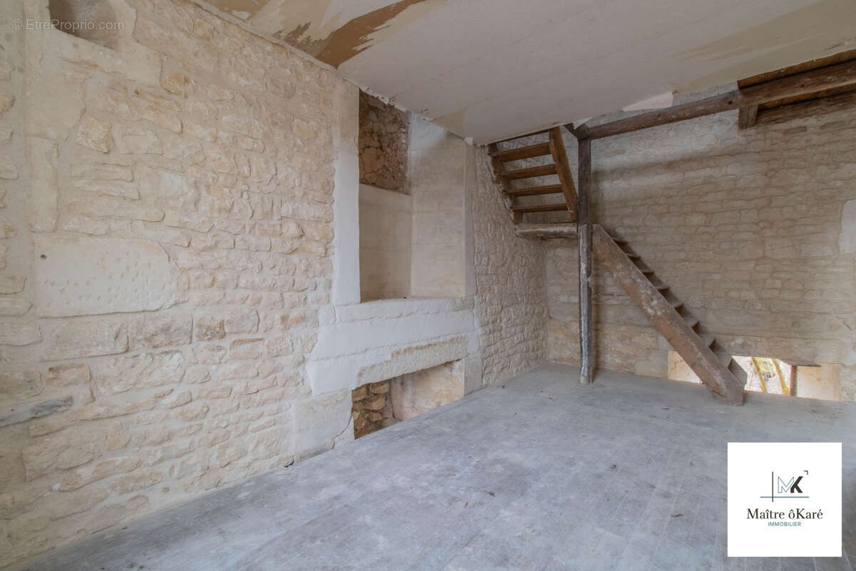 Maison à MAXEY-SUR-VAISE