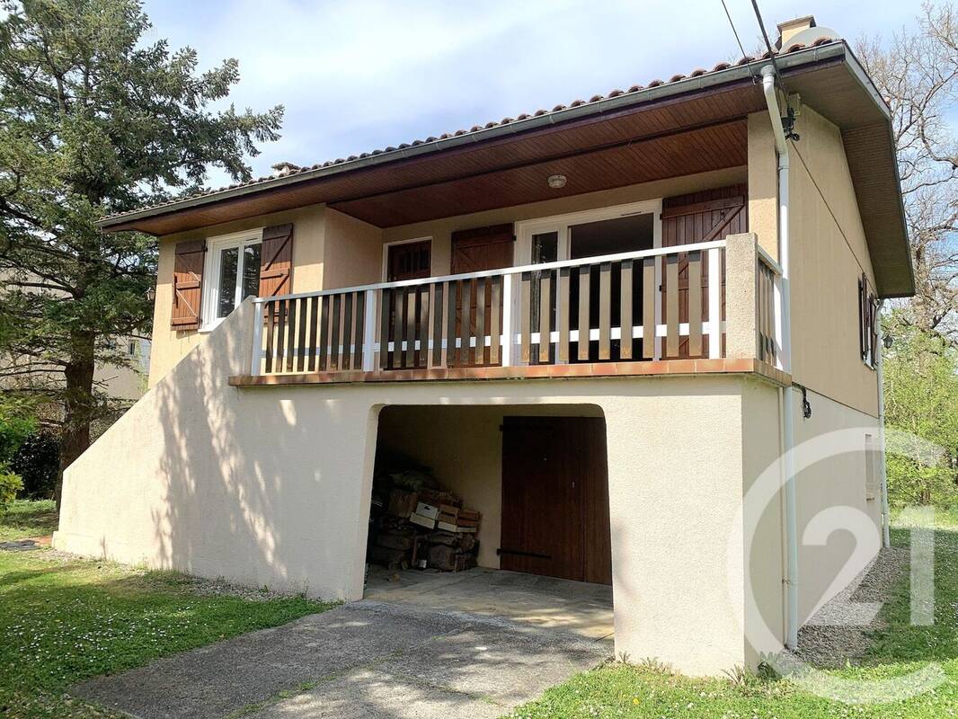 Maison à LACROIX-FALGARDE