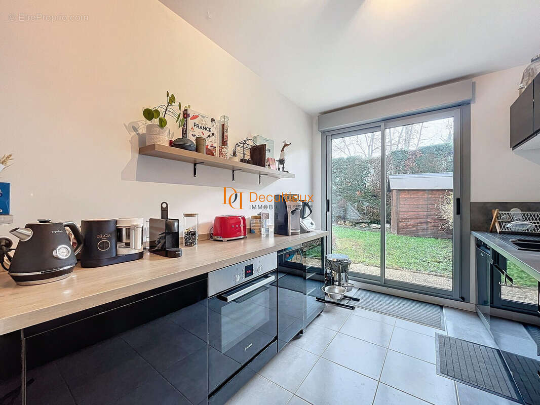 Appartement à TASSIN-LA-DEMI-LUNE