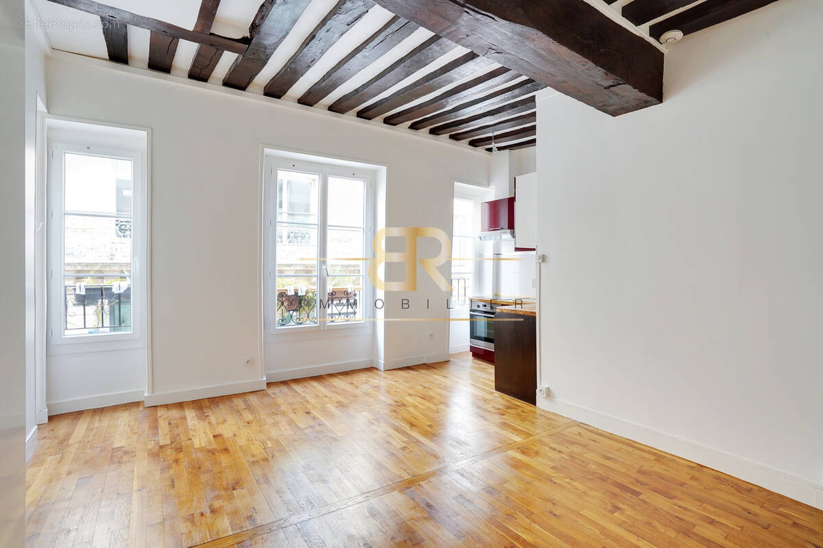 Appartement à PARIS-2E