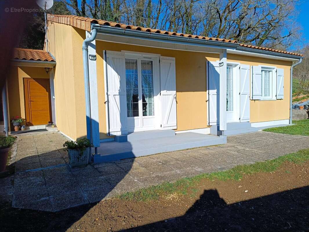 Maison à TAIZE-AIZIE