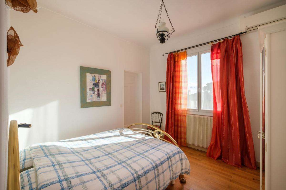 Maison à VALLAURIS