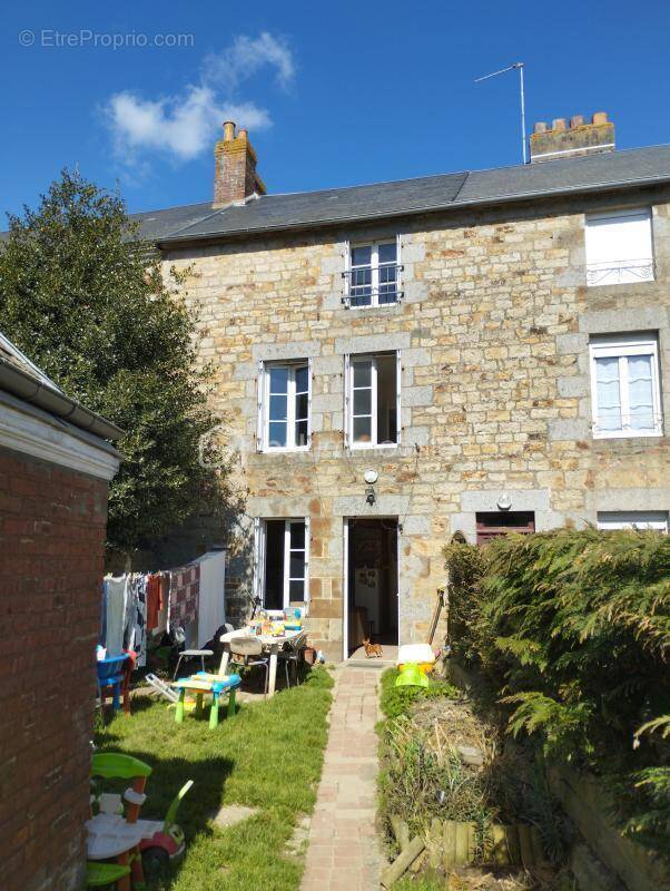 Maison à BRIOUZE