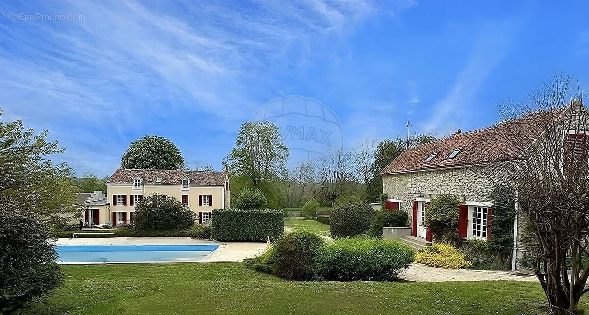Maison à MORET-SUR-LOING