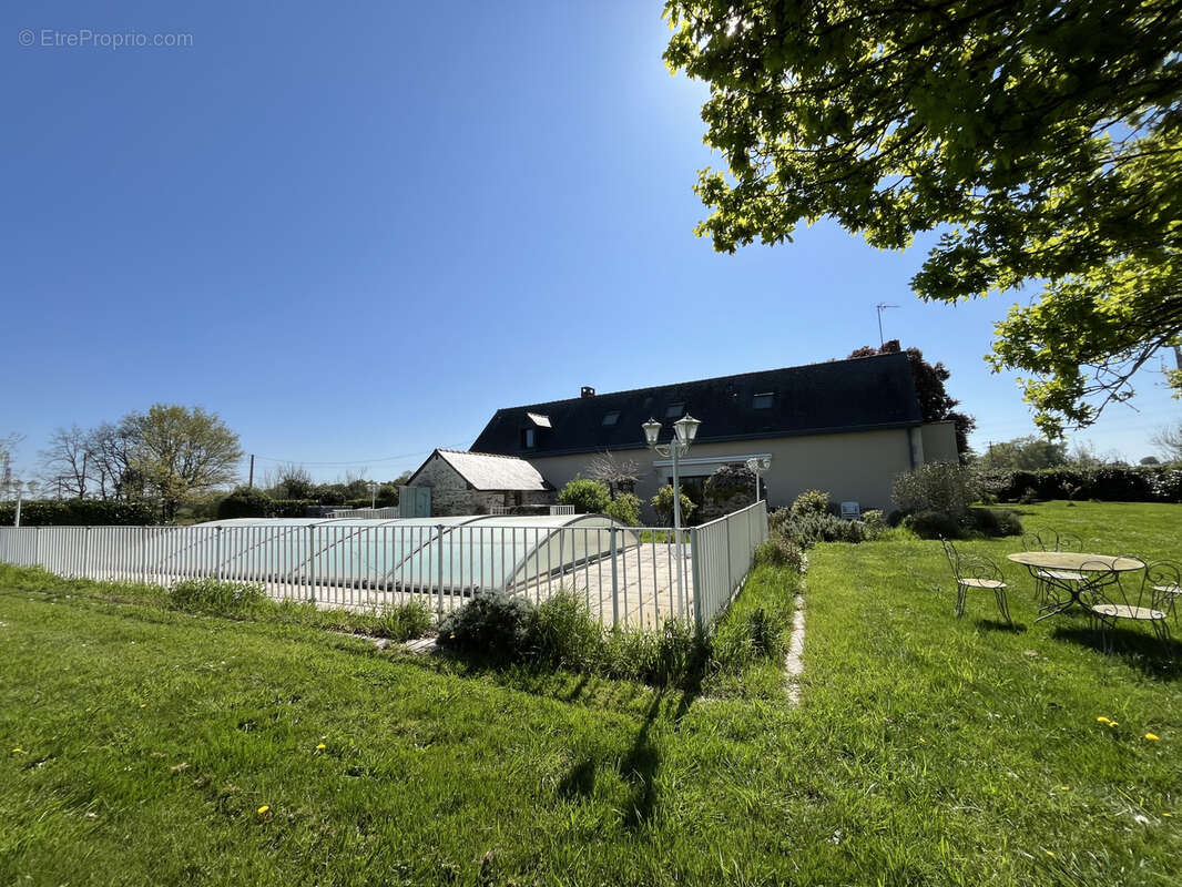 Maison à ECOUFLANT