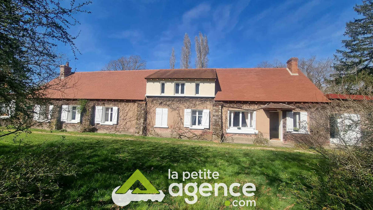 Maison à MEREAU