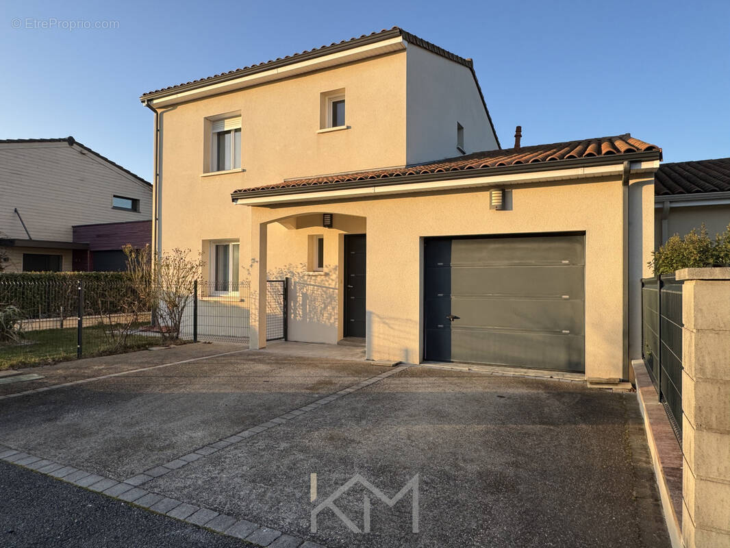 Maison à MIGNE-AUXANCES