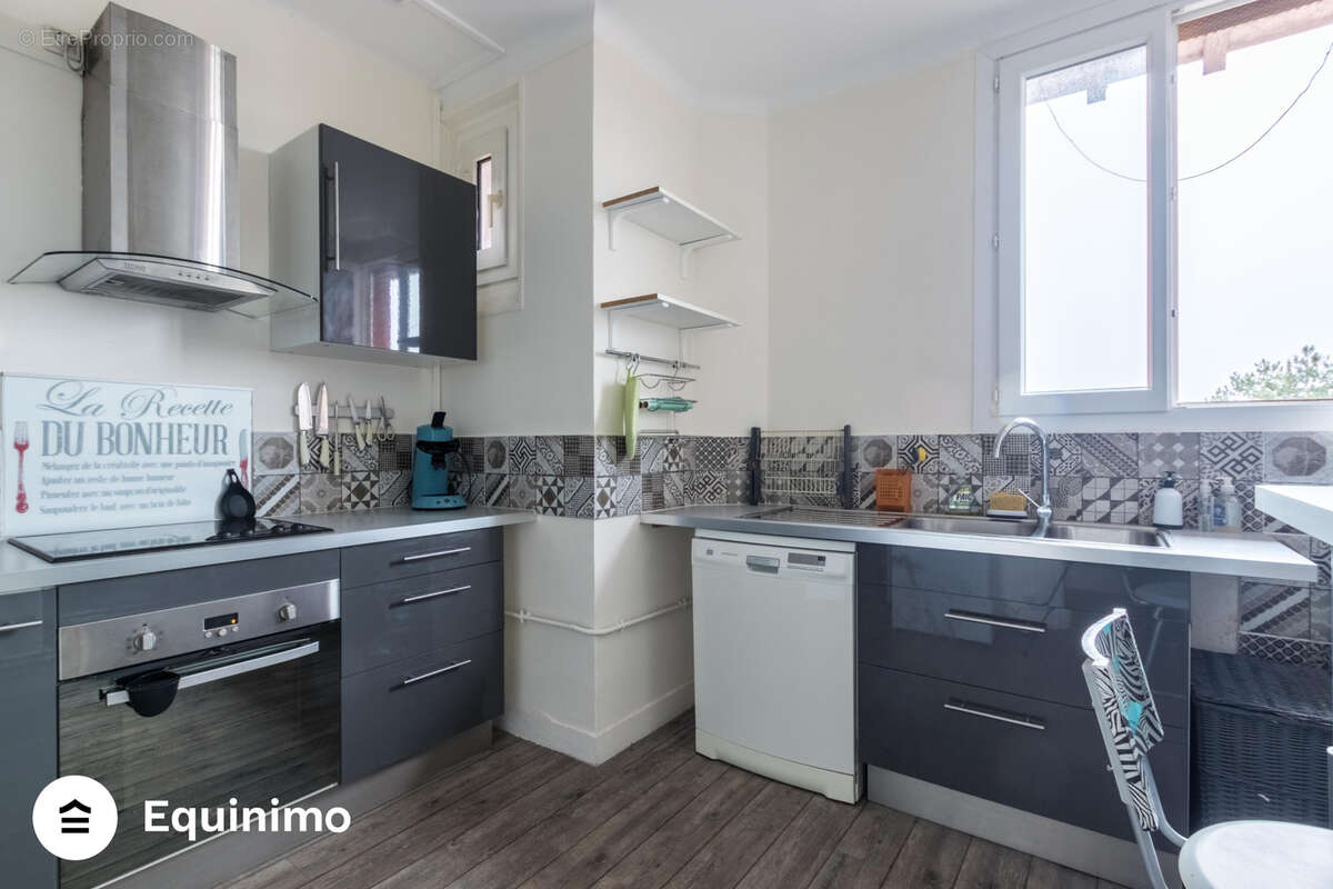 Appartement à SURESNES