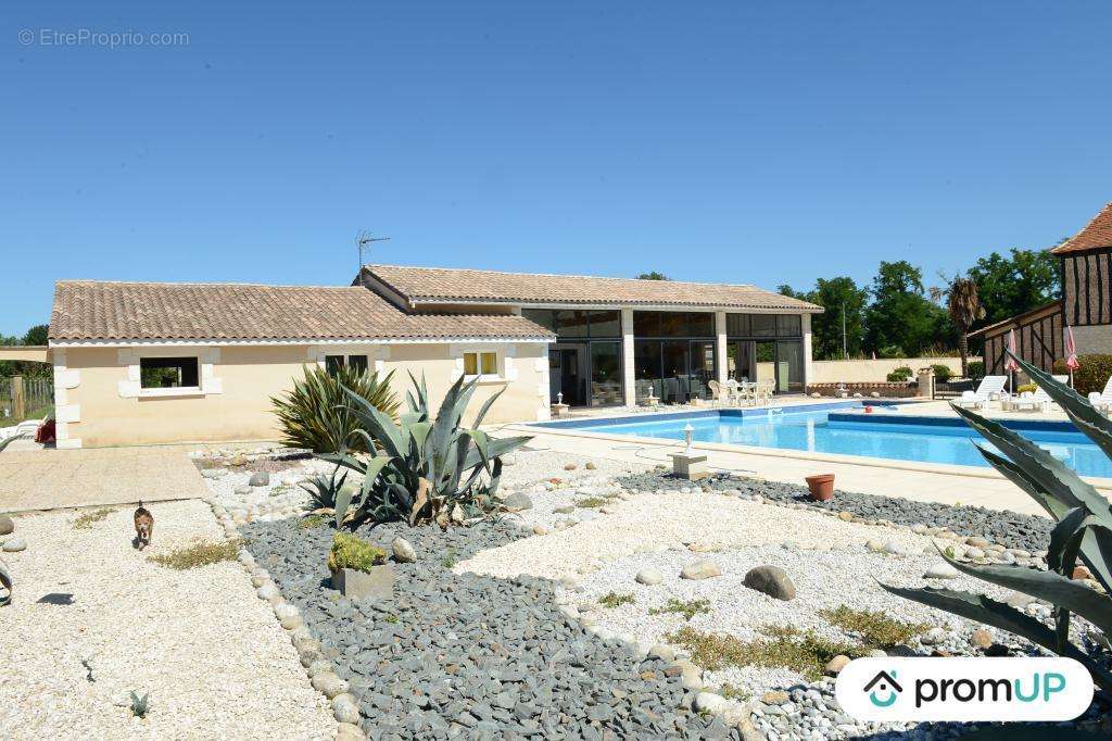 Maison à GARDONNE