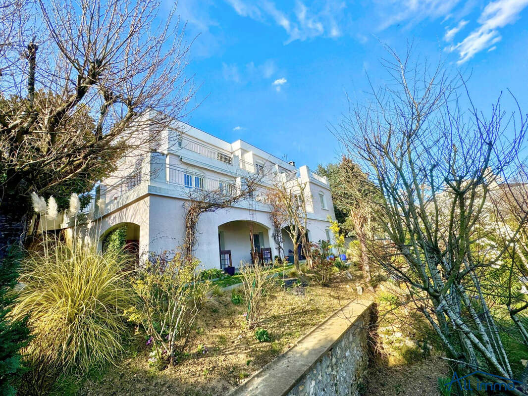 Maison à ATHIS-MONS