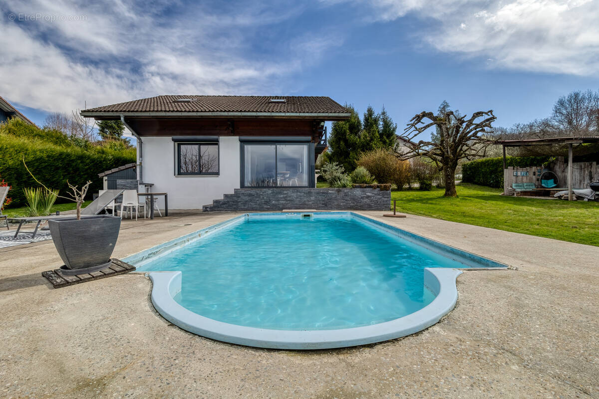 Maison à ALBY-SUR-CHERAN