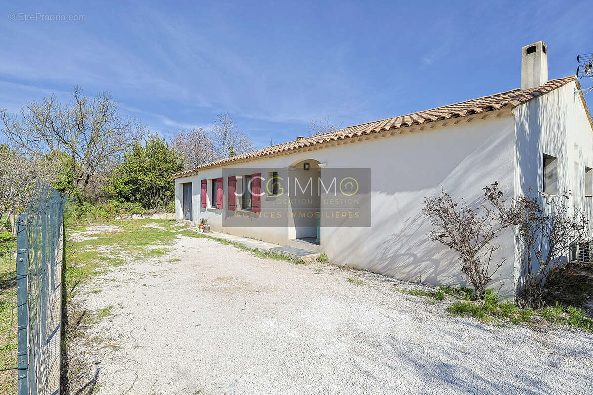 Maison à LA FARLEDE