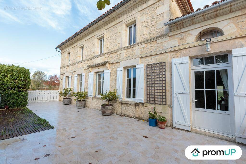 Maison à ANGLADE