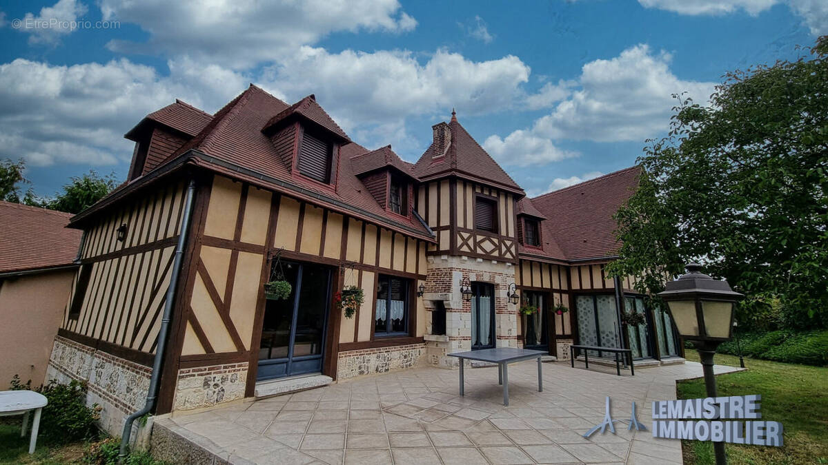 Maison à CAUDEBEC-EN-CAUX