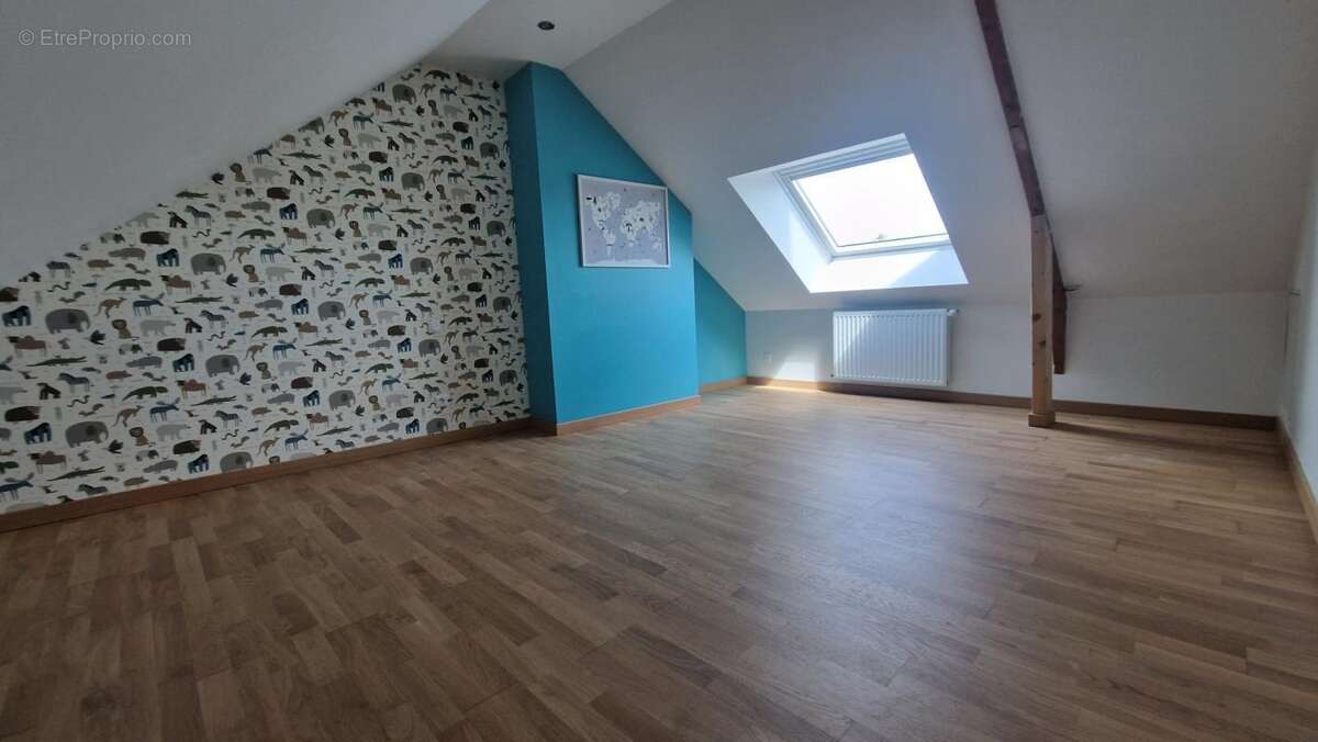Maison à LA SUZE-SUR-SARTHE