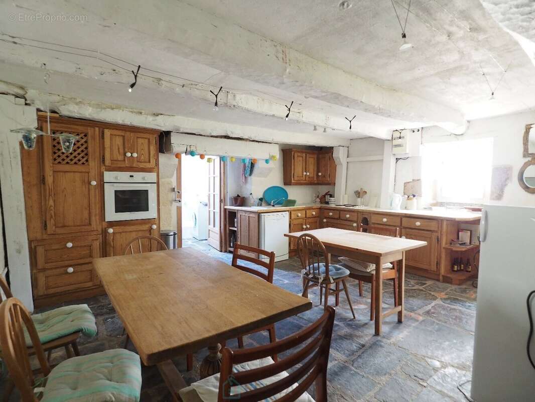 Maison à LOCMALO