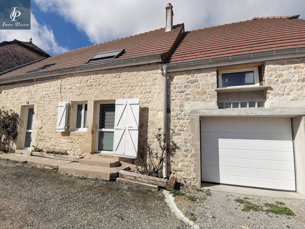 Maison à BELLENEUVE