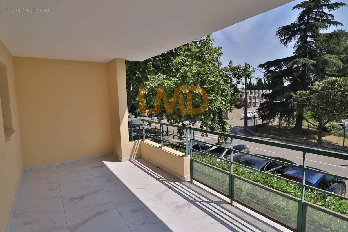 Appartement à NIMES