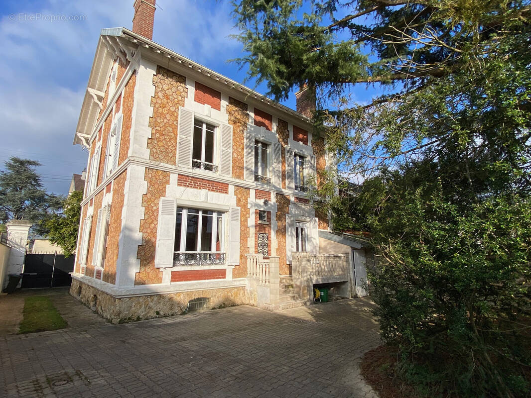 Maison à L&#039;ISLE-ADAM