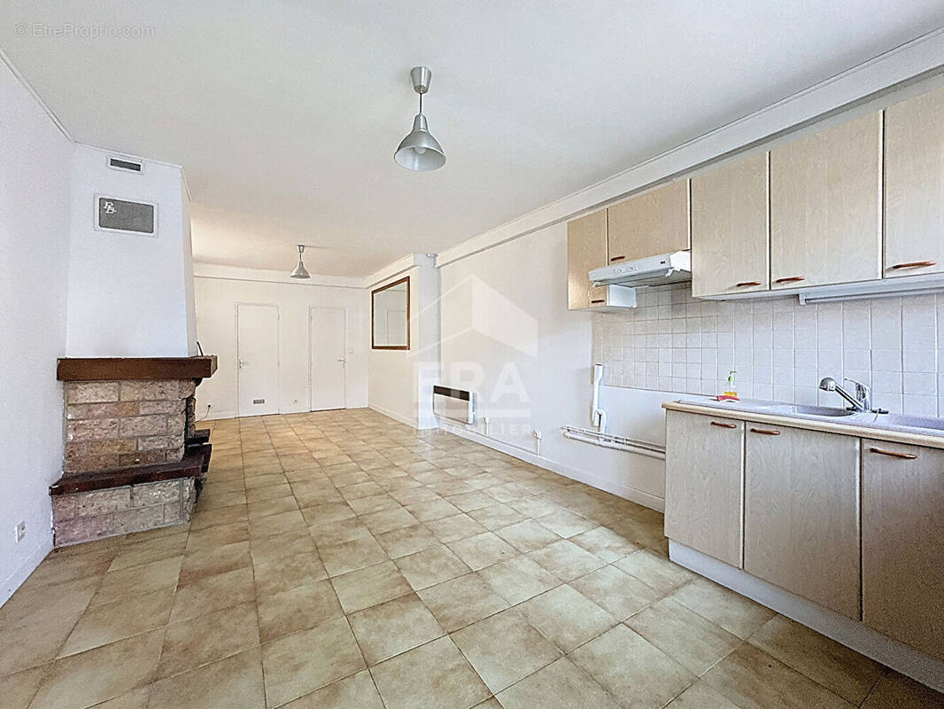 Appartement à CHAUMONTEL