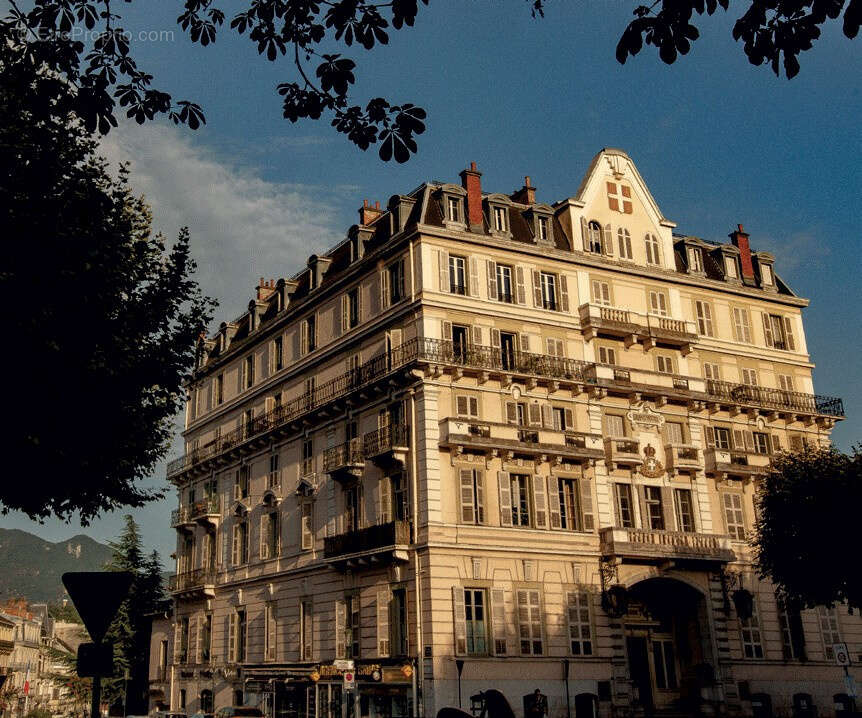 Appartement à AIX-LES-BAINS