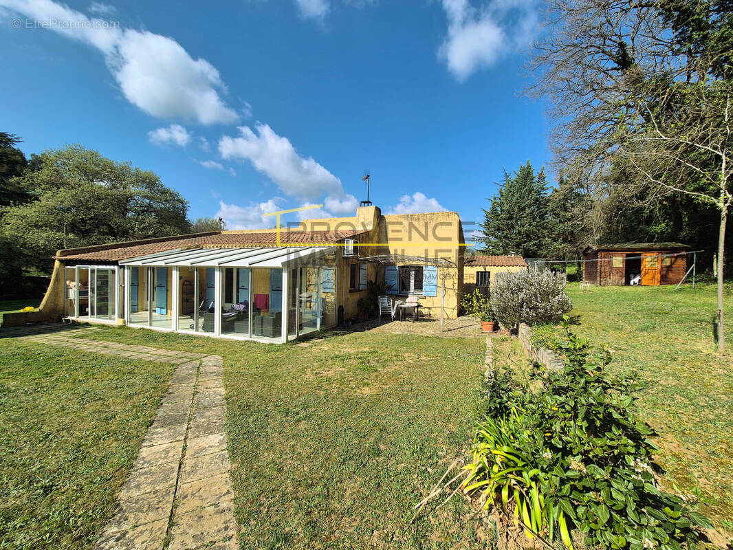 Maison à MONTELIMAR