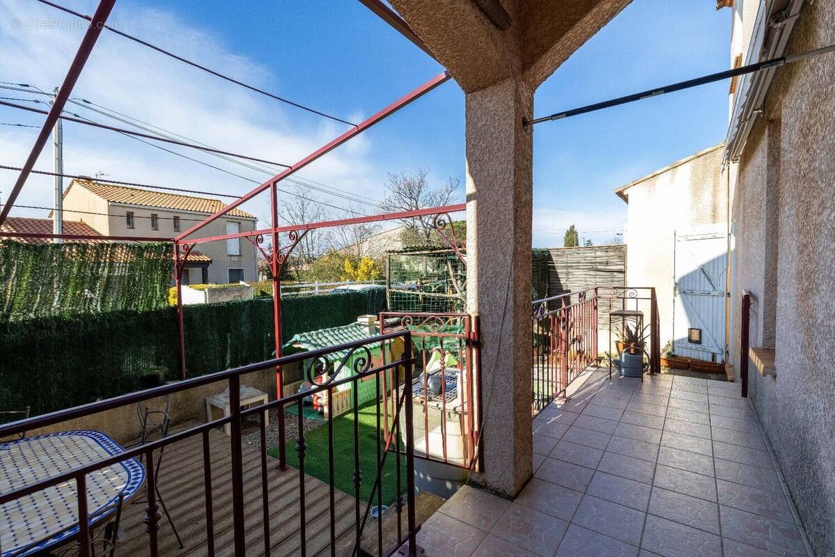 Photo 1 - Maison à PAULHAN