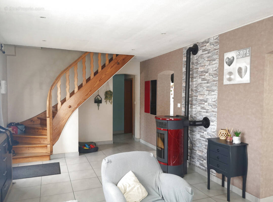 Maison à STUNDWILLER