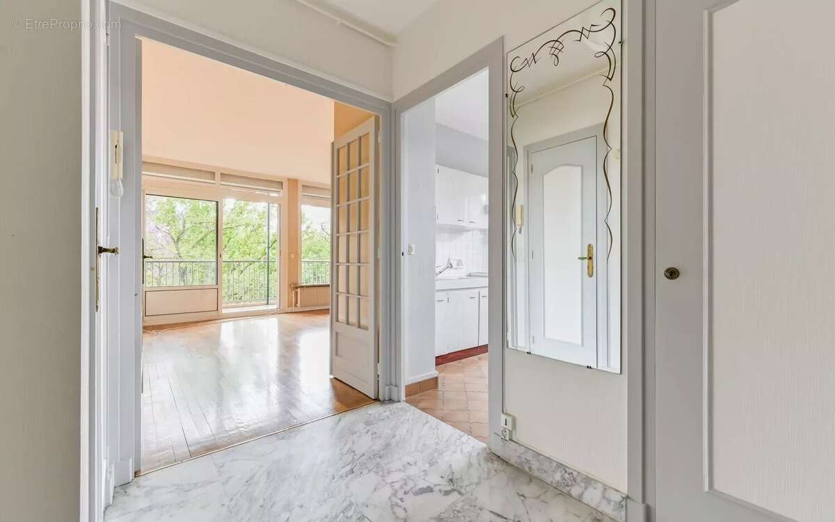 Appartement à LYON-5E