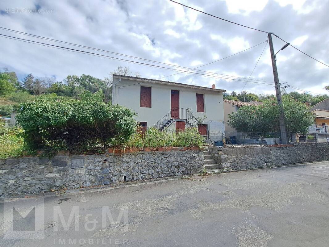 Maison à QUILLAN