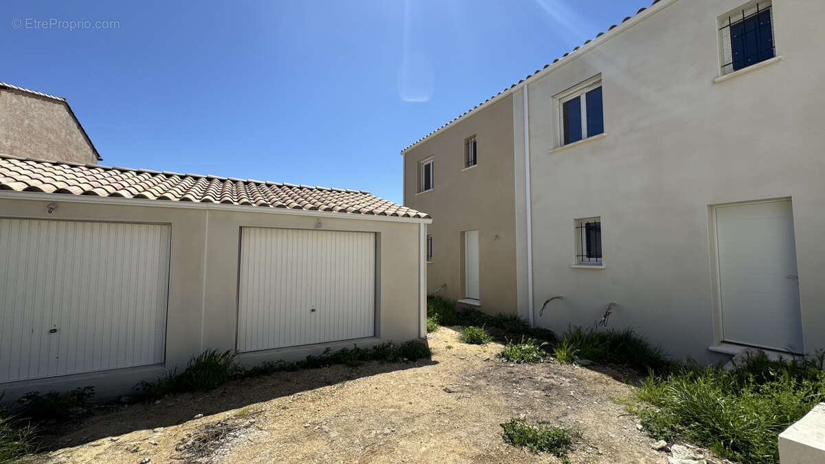 Maison à BEZOUCE