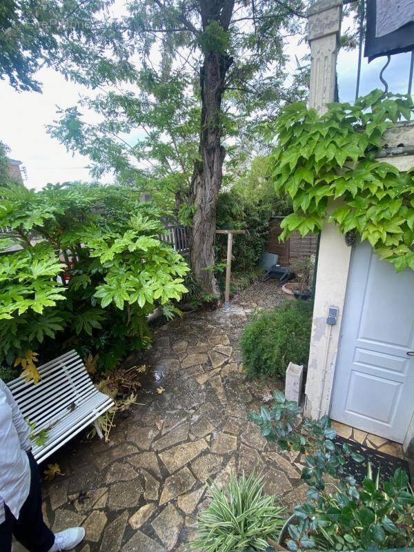 Appartement à LANSARGUES