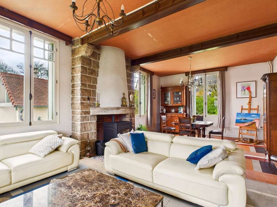 Maison à NONTRON
