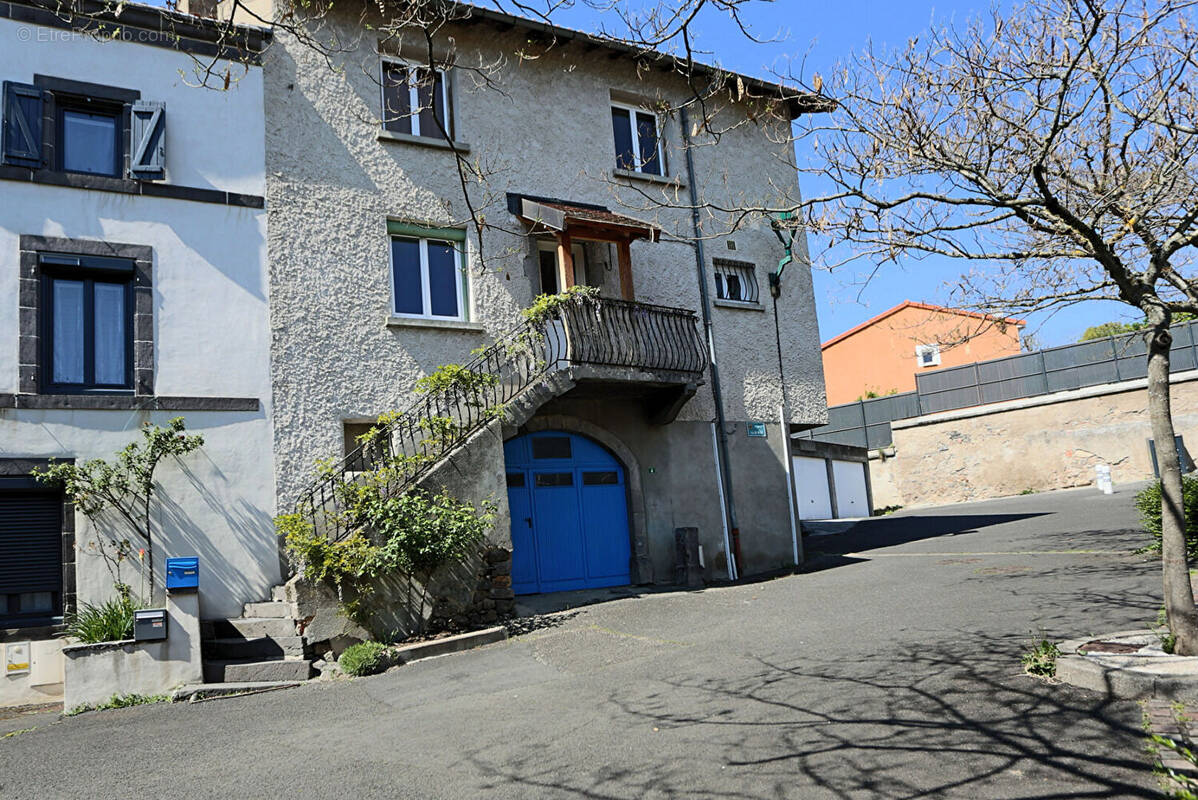 Maison à ENVAL