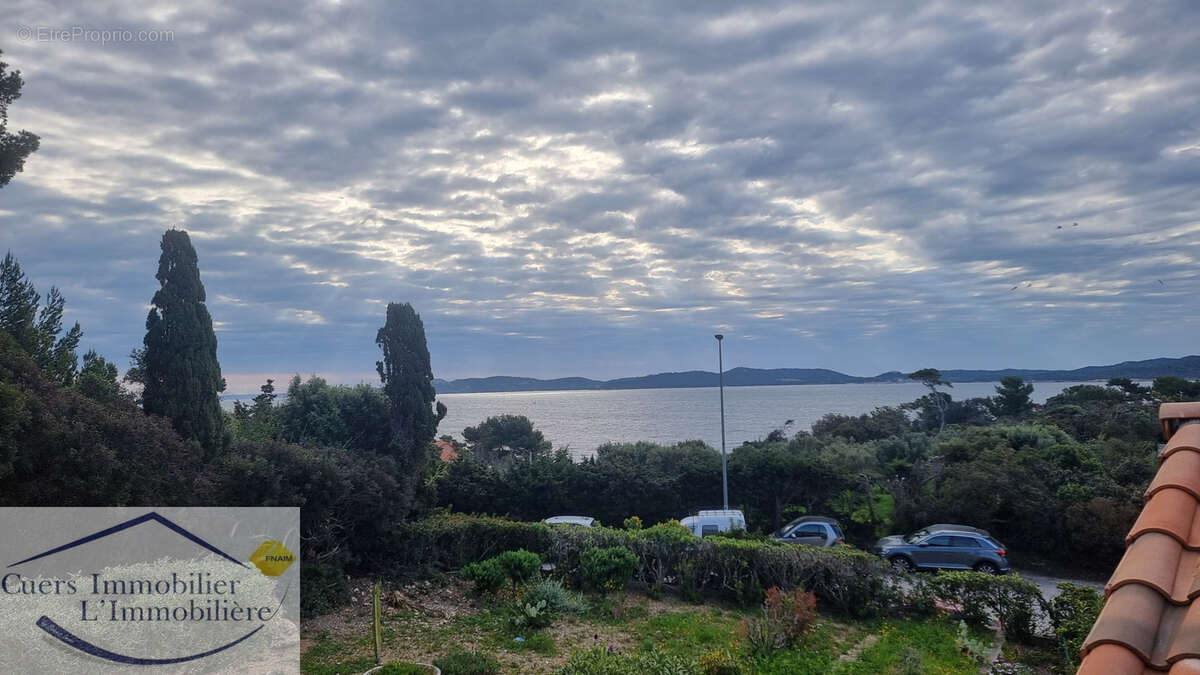 Appartement à HYERES